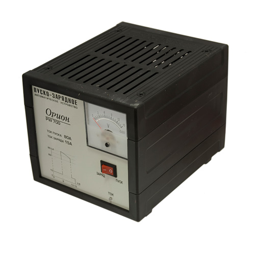 PW-700